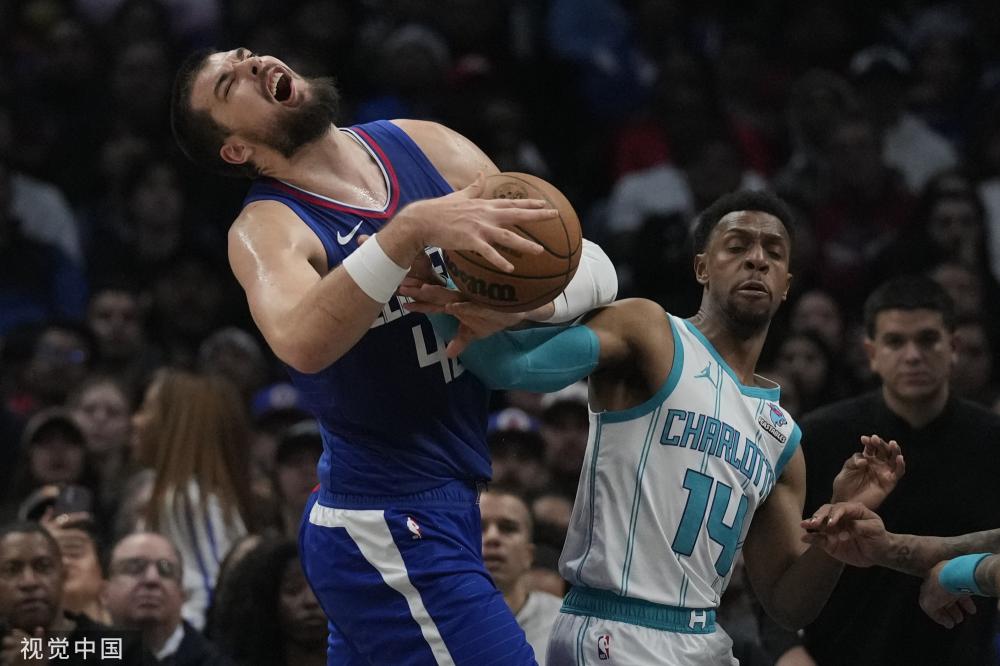 面对字母哥 面对字母哥