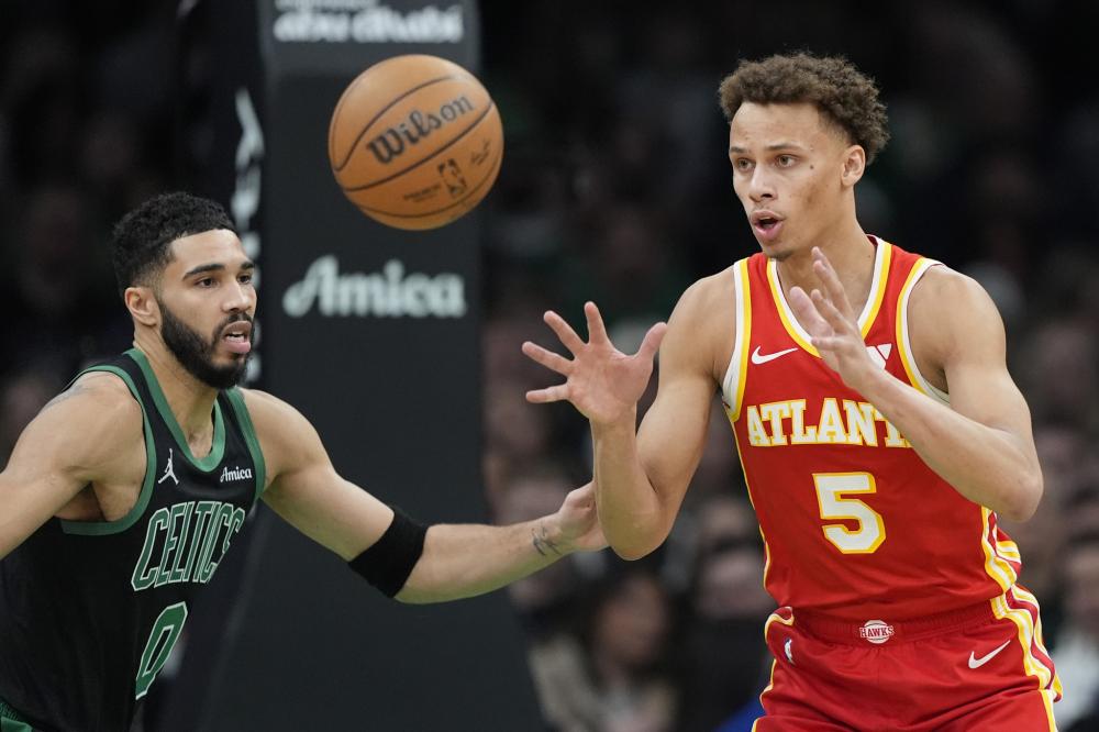 断偷袭成功 断偷袭成功