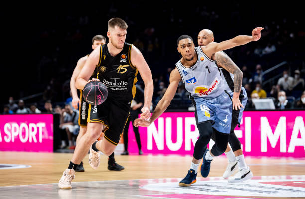 这一表现足 这一表现足