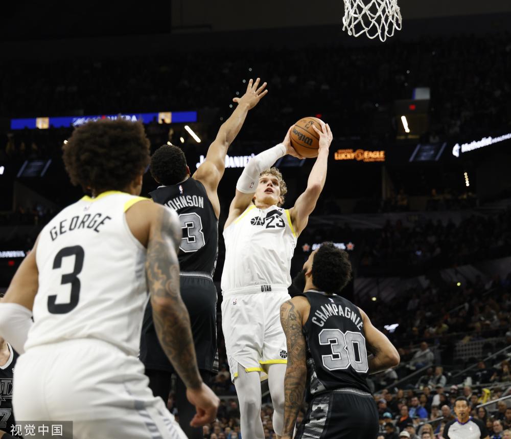 的年轻球员 的年轻球员