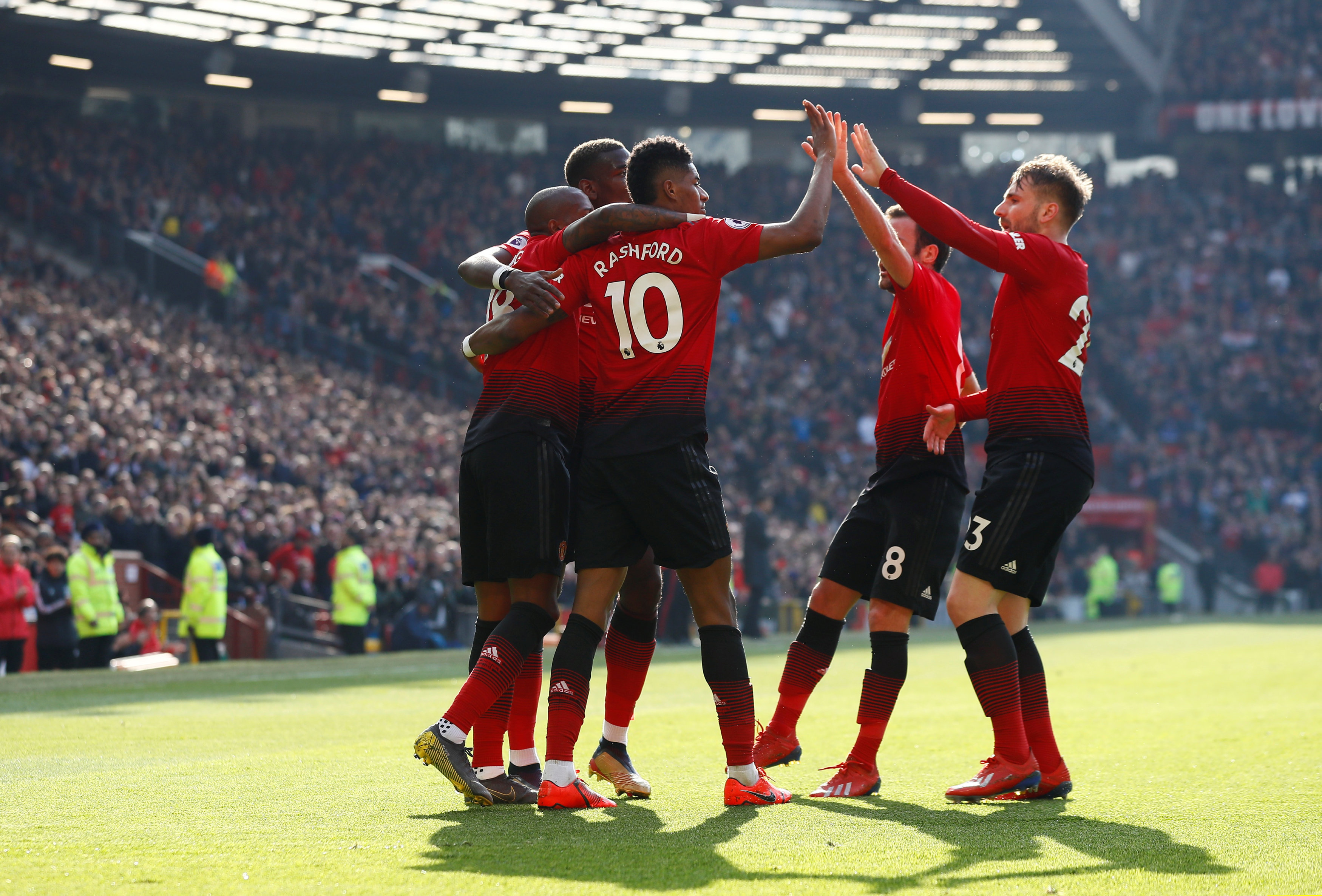 场比赛中 场比赛中