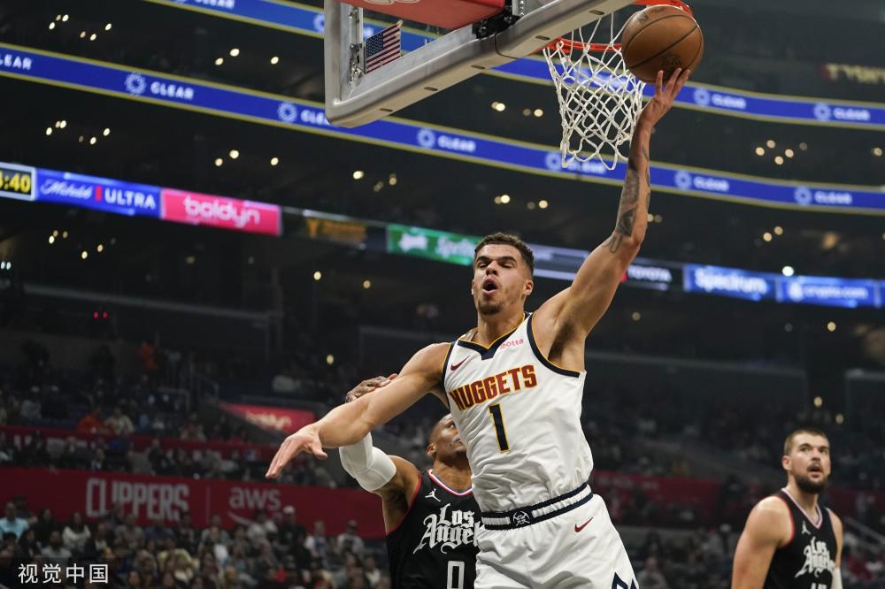 球场的一场 球场的一场